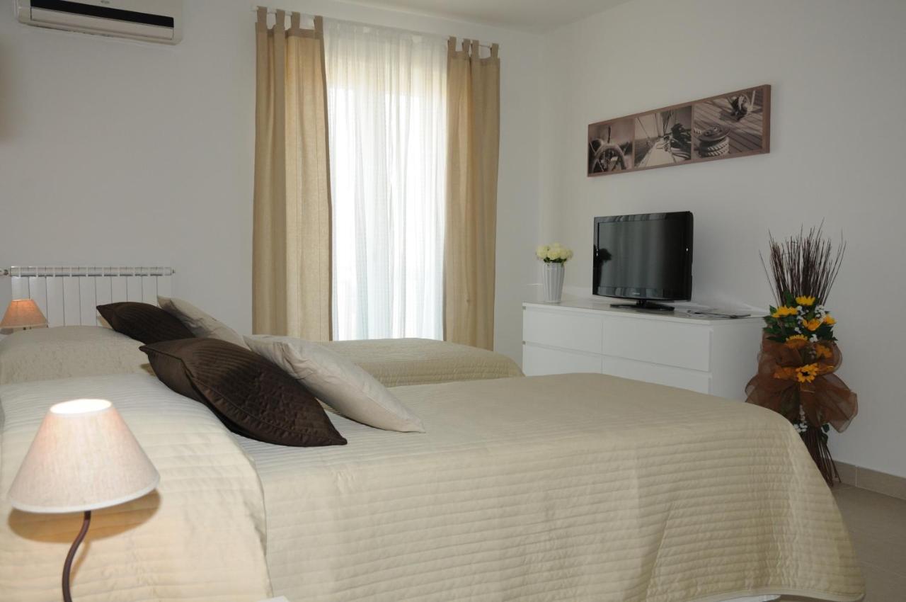 Isa Residence Fiumicino Airport Quarto foto